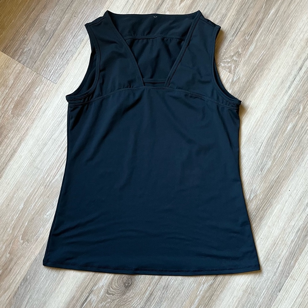Fabletics black tank top workout top
